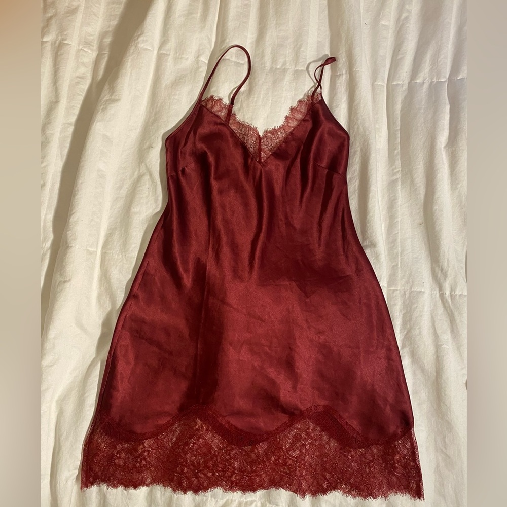 VICTORIA SECRET RED SLIP DRESS